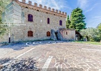 Castello Deruda in vendita (11).jpg
