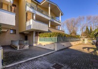 415-2217103.jpg