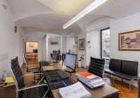 415-2216394.jpg