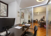 415-2216398.jpg