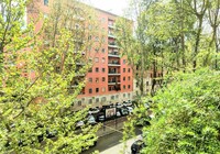 415-2340215.jpg