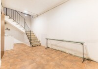 415-2373251.jpg