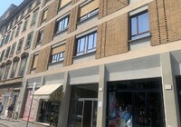 415-2437113.jpg
